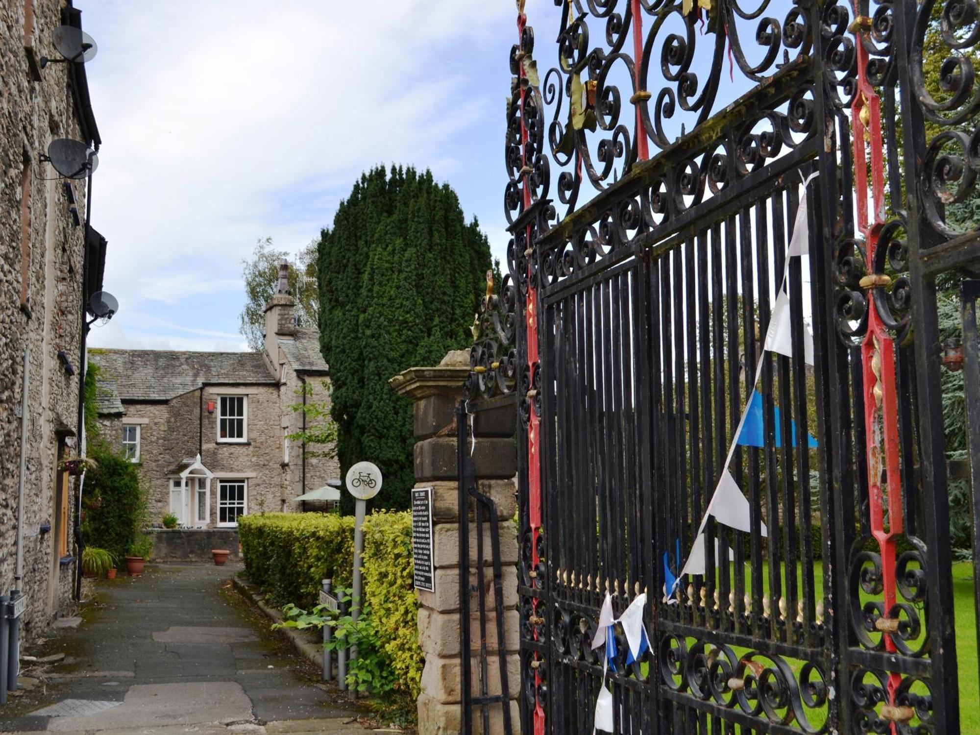 Church Walk Cottage Kendal Exteriör bild